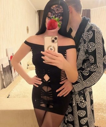Встречи со мной - это настоящее путешествие в мир наслаждения и удовольствия. Я из Москвы и знаю все самые интересные места, чтобы добавить разнообразие в нашу встречу. Уверяю, вы не пожалеете выбора и будете возвращаться ко мне снова и снова. У меня есть фото, отзывы и множество возможностей, чтобы удовлетворить все ваши сокровенные желания. Доверьтесь мне и позвольте себе настоящее наслаждение. 😘 Александра